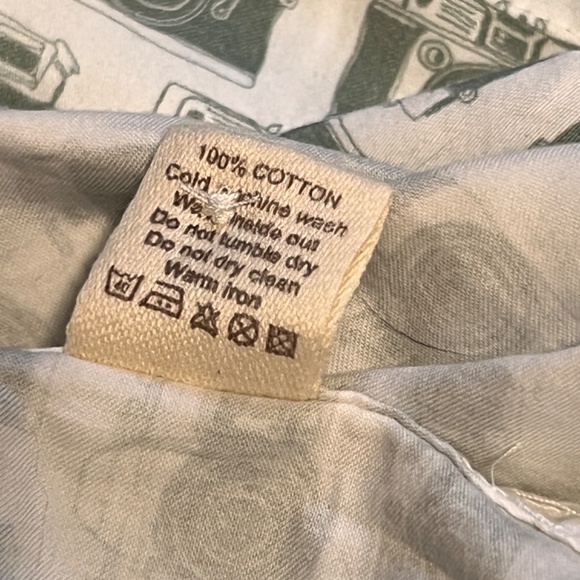 New Mens Camp Collar Camera Shirt - Picture 3 of 5